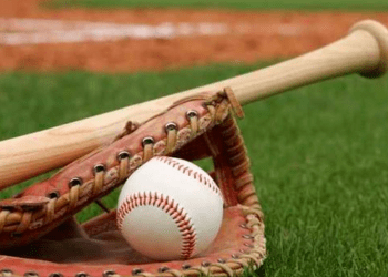 Jogador profissional de beisebol é preso por roubar bebidas