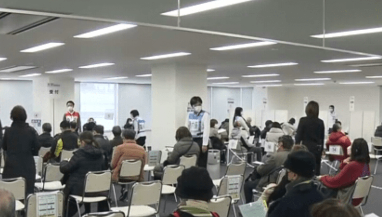 Segundo centro de vacinação em massa é inaugurado em Osaka