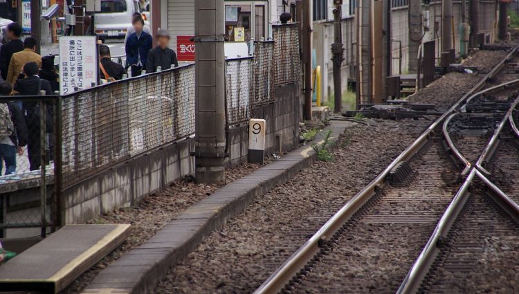 Menino é atropelado e morto por trem