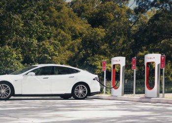 Cresce o número de postos de recarga de veículos elétricos no Japão