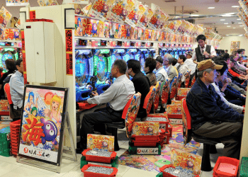 Homem é preso por filmar partes íntima de funcionária de pachinko