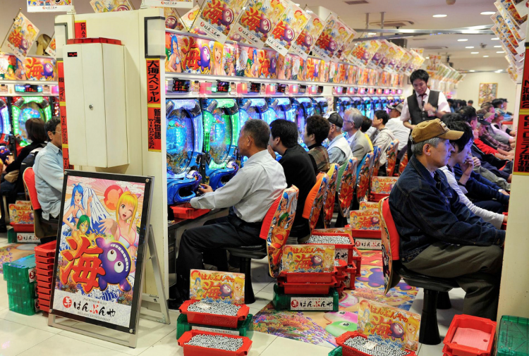 Homem é preso por filmar partes íntima de funcionária de pachinko