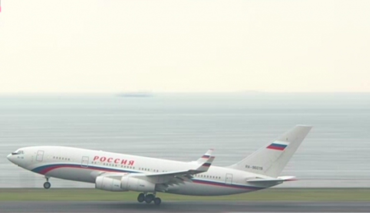 Diplomatas russos deixam o Japão