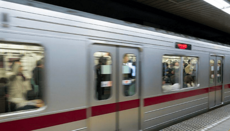 Funcionário do Ministério das Finanças é preso por agredir passageiro em trem