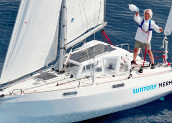 Japonês de 83 anos se torna o mais velho a navegar sozinho sem escalas pelo Pacífico