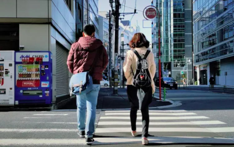 Pesquisa revela que 1 em cada 4 solteiros com 30 anos não querem se casar