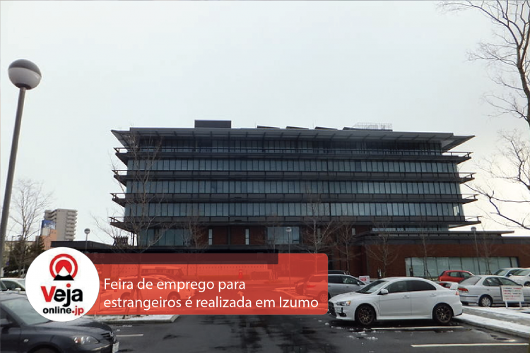Cidade de Izumo realiza feira de trabalho para estrangeiros
