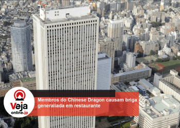 Briga generalizada envolvendo 100 clientes em restaurante de arranha-céu de Tóquio