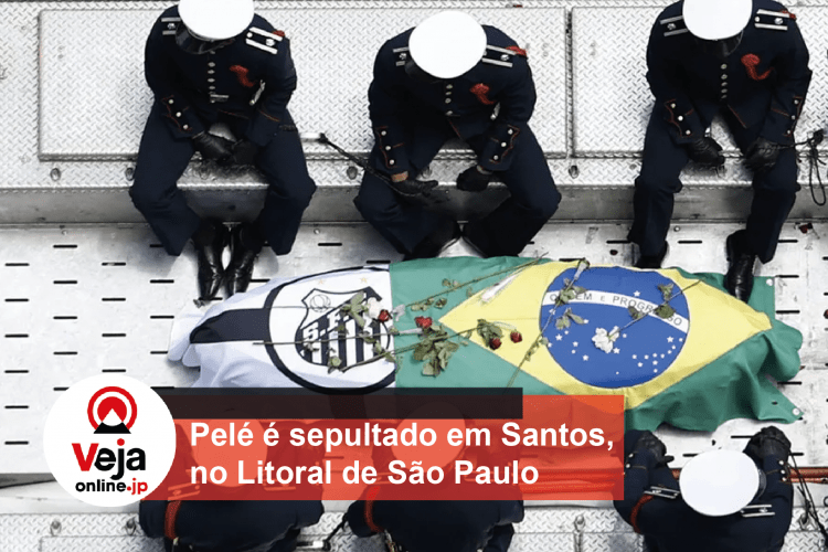 Mais de 230 mil fãs se despedem do Rei Pelé em Santos, SP