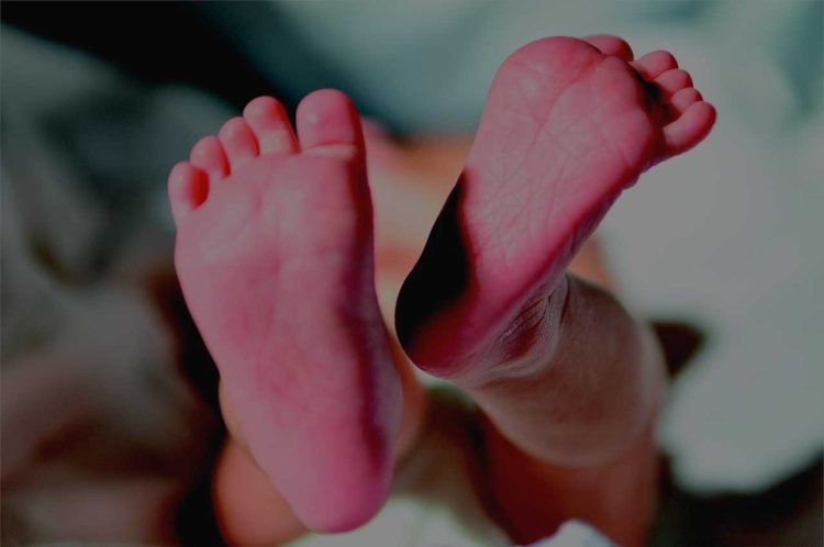 Taxa de natalidade no Japão cai abaixo de 800.000 pela primeira vez em 2022