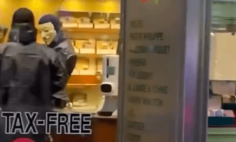 Roubo milionário na loja da Rolex em Ginza, Tóquio