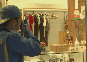 Homem é preso em flagrante após roubar relógios de pulso Rolex em loja de penhor