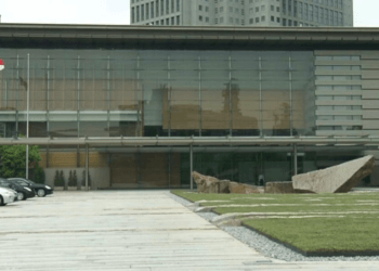 Governo promete fundo de apoio aos pescadores