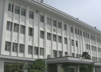 Homem não devolve carro alugado e acaba preso em Fukuoka