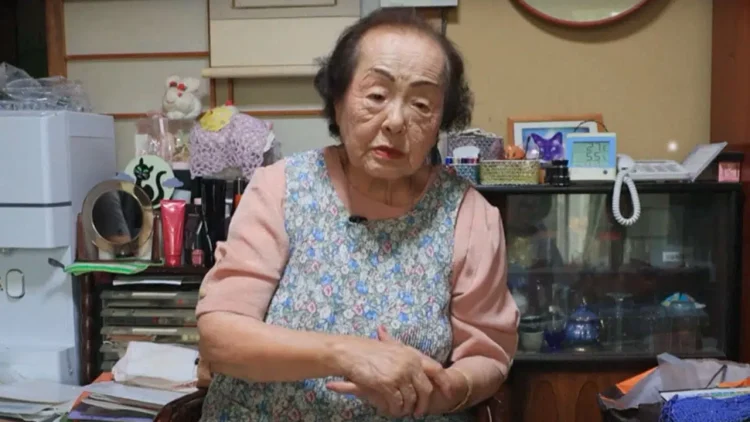 Japonesa de 100 anos entra para o Guinness como a consultora de beleza mais velha do mundo