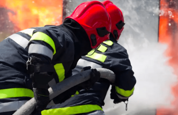 Japão prepara diretrizes para definir funções dos estrangeiros como bombeiros voluntários