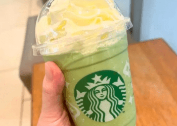 Starbucks do Japão lança Frappuccino de matcha com queijo em edição limitada