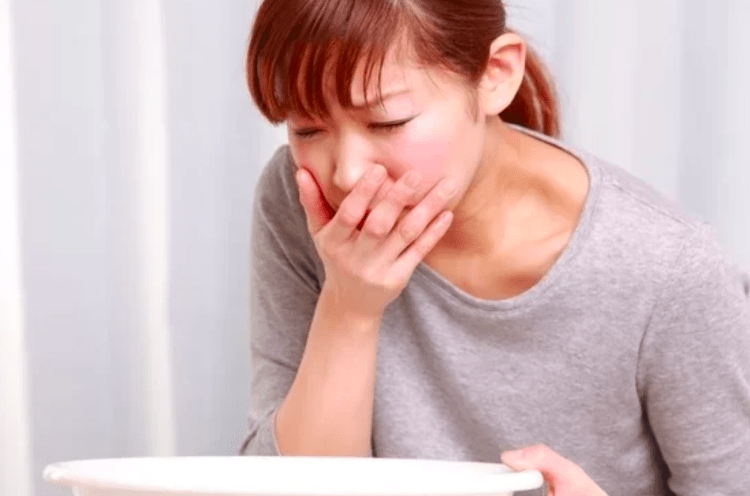 Duas pessoas morrem vítimas de intoxicação alimentar em enfermaria