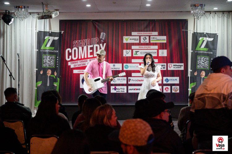 Show de Stand-Up em Komaki agita o inicio do feriado no Japão