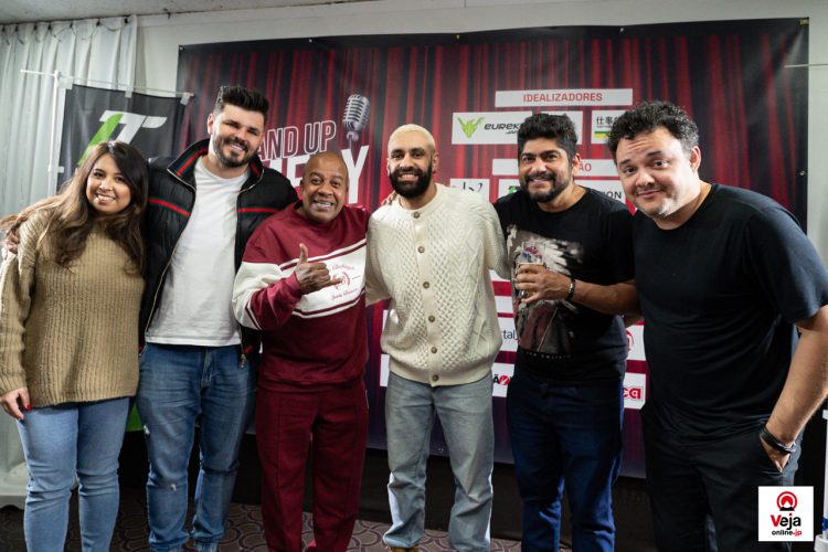 Show de Stand-Up em Komaki agita o inicio do feriado no Japão