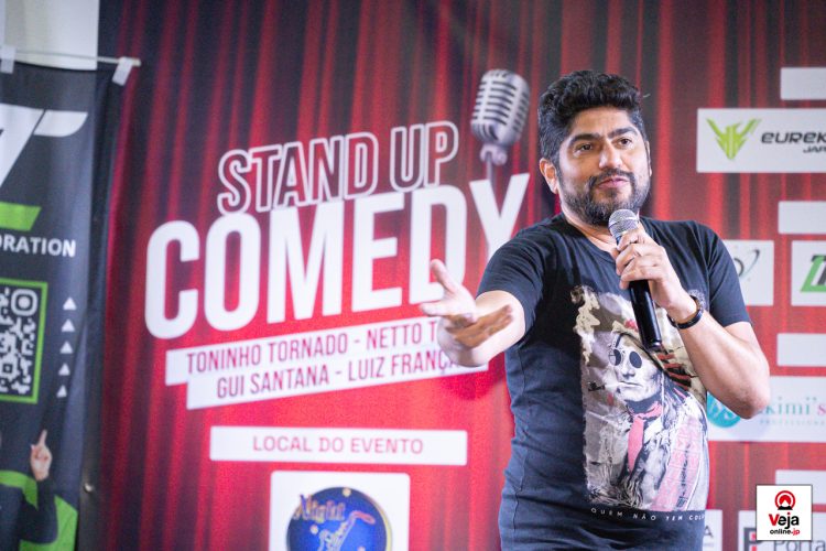 Show de Stand-Up em Komaki agita o inicio do feriado no Japão