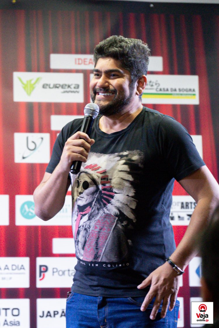 Show de Stand-Up em Komaki agita o inicio do feriado no Japão