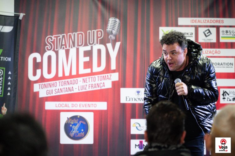Show de Stand-Up em Komaki agita o inicio do feriado no Japão