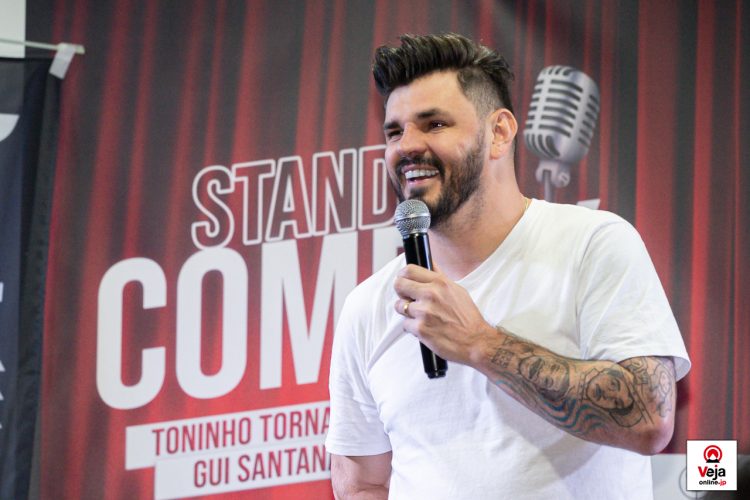 Show de Stand-Up em Komaki agita o inicio do feriado no Japão