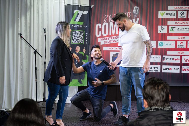 Show de Stand-Up em Komaki agita o inicio do feriado no Japão