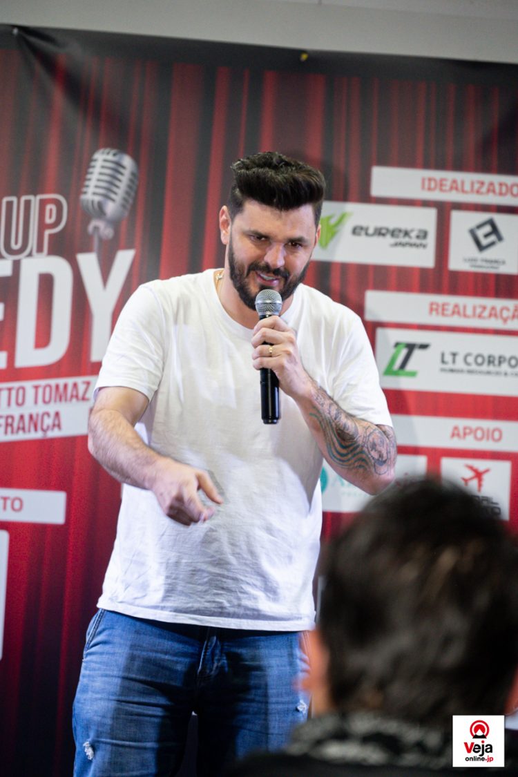 Show de Stand-Up em Komaki agita o inicio do feriado no Japão