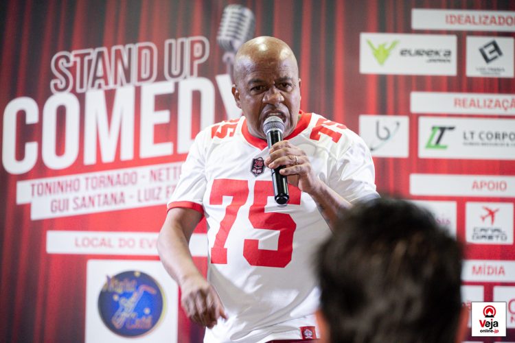 Show de Stand-Up em Komaki agita o inicio do feriado no Japão