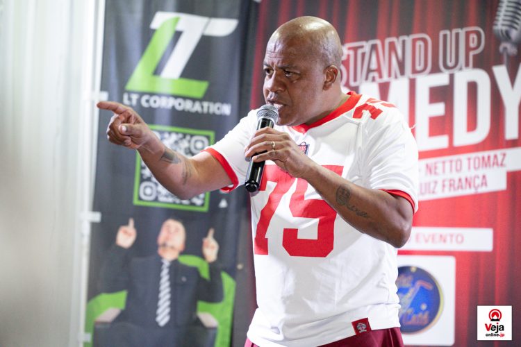 Show de Stand-Up em Komaki agita o inicio do feriado no Japão