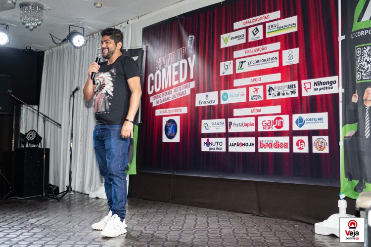 Show de Stand-Up em Komaki agita o inicio do feriado no Japão