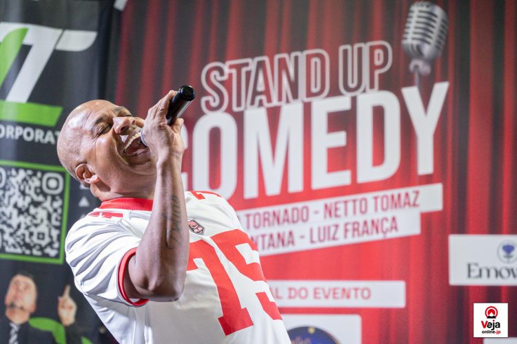 Show de Stand-Up em Komaki agita o inicio do feriado no Japão