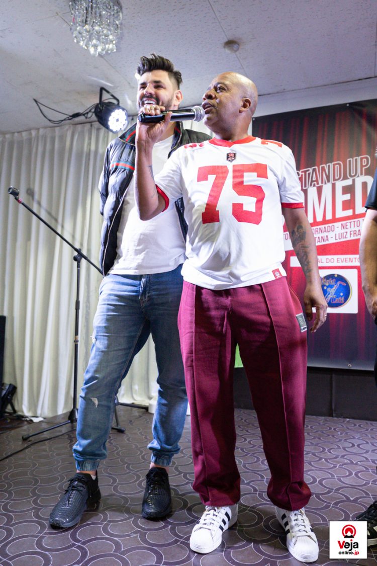 Show de Stand-Up em Komaki agita o inicio do feriado no Japão