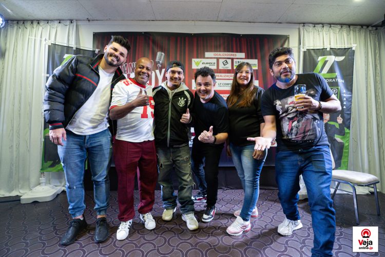 Show de Stand-Up em Komaki agita o inicio do feriado no Japão