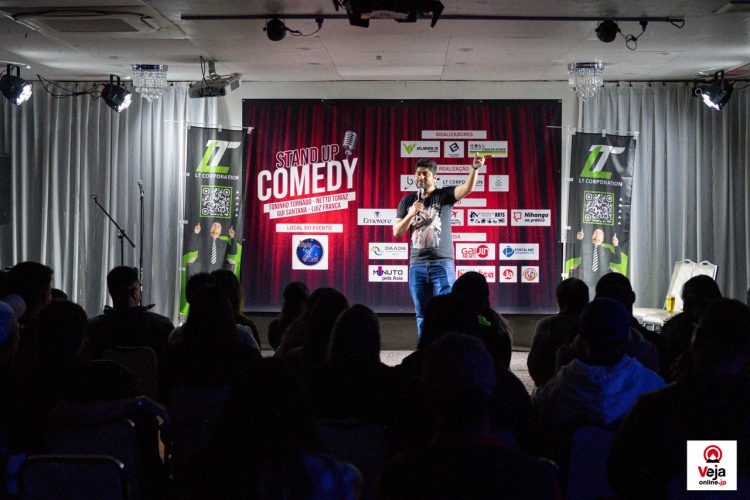 Show de Stand-Up em Komaki agita o inicio do feriado no Japão
