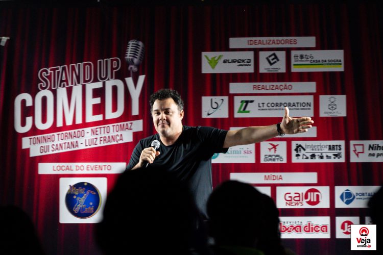 Show de Stand-Up em Komaki agita o inicio do feriado no Japão