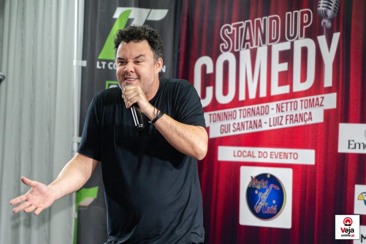 Show de Stand-Up em Komaki agita o inicio do feriado no Japão