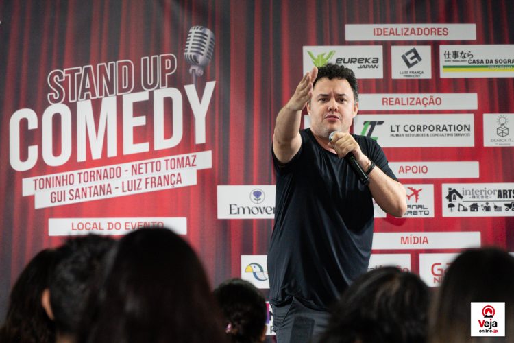 Show de Stand-Up em Komaki agita o inicio do feriado no Japão