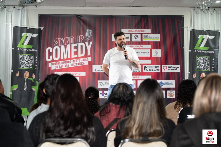 Show de Stand-Up em Komaki agita o inicio do feriado no Japão