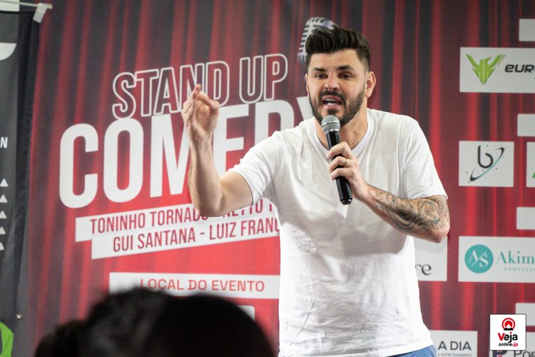Show de Stand-Up em Komaki agita o inicio do feriado no Japão