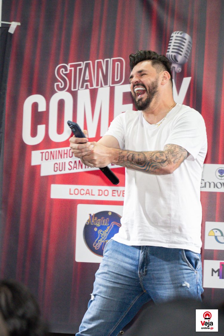 Show de Stand-Up em Komaki agita o inicio do feriado no Japão