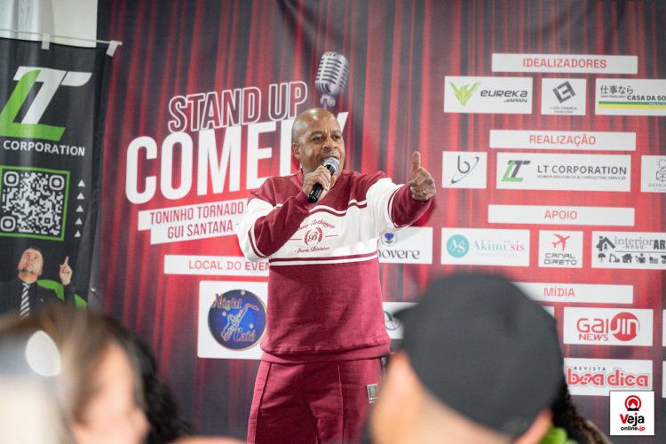 Show de Stand-Up em Komaki agita o inicio do feriado no Japão