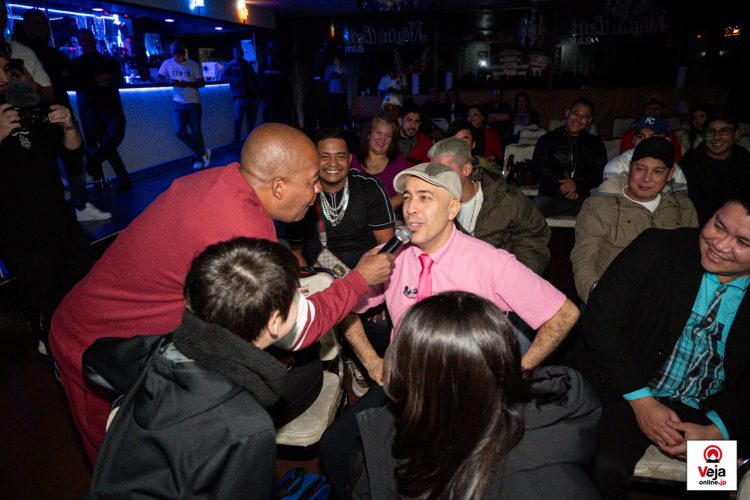 Show de Stand-Up em Komaki agita o inicio do feriado no Japão