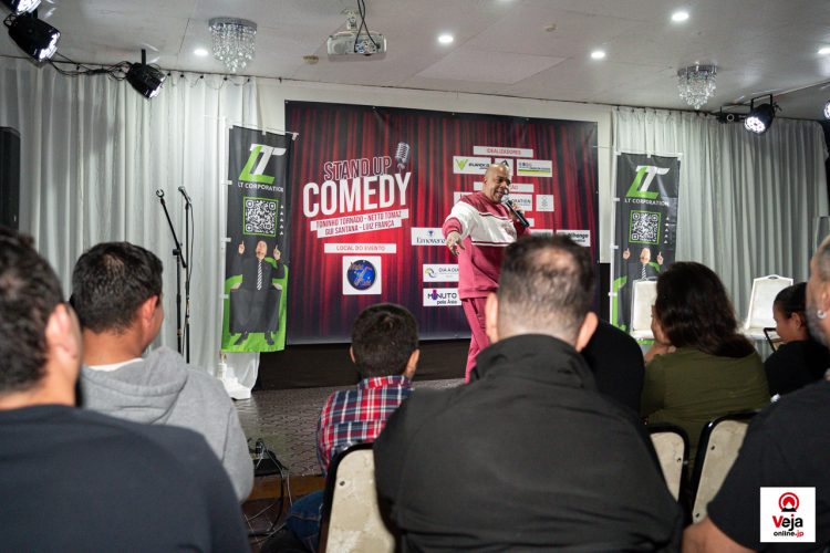 Show de Stand-Up em Komaki agita o inicio do feriado no Japão