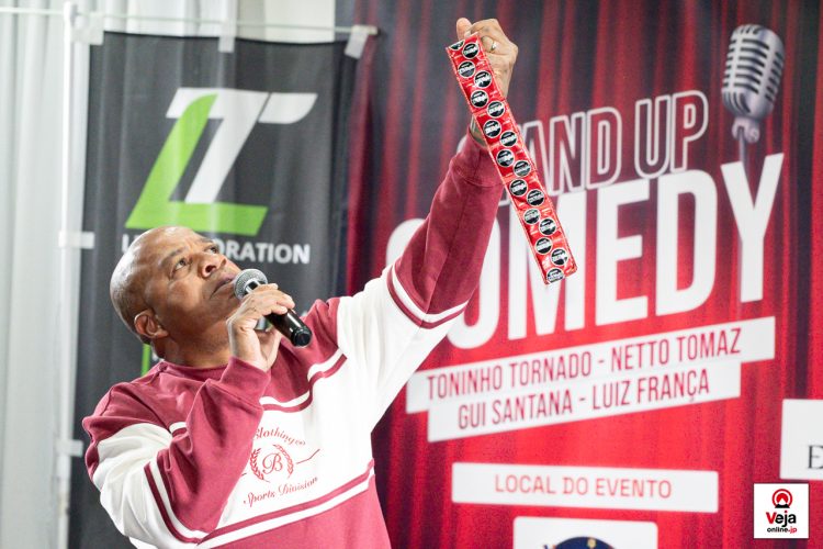 Show de Stand-Up em Komaki agita o inicio do feriado no Japão