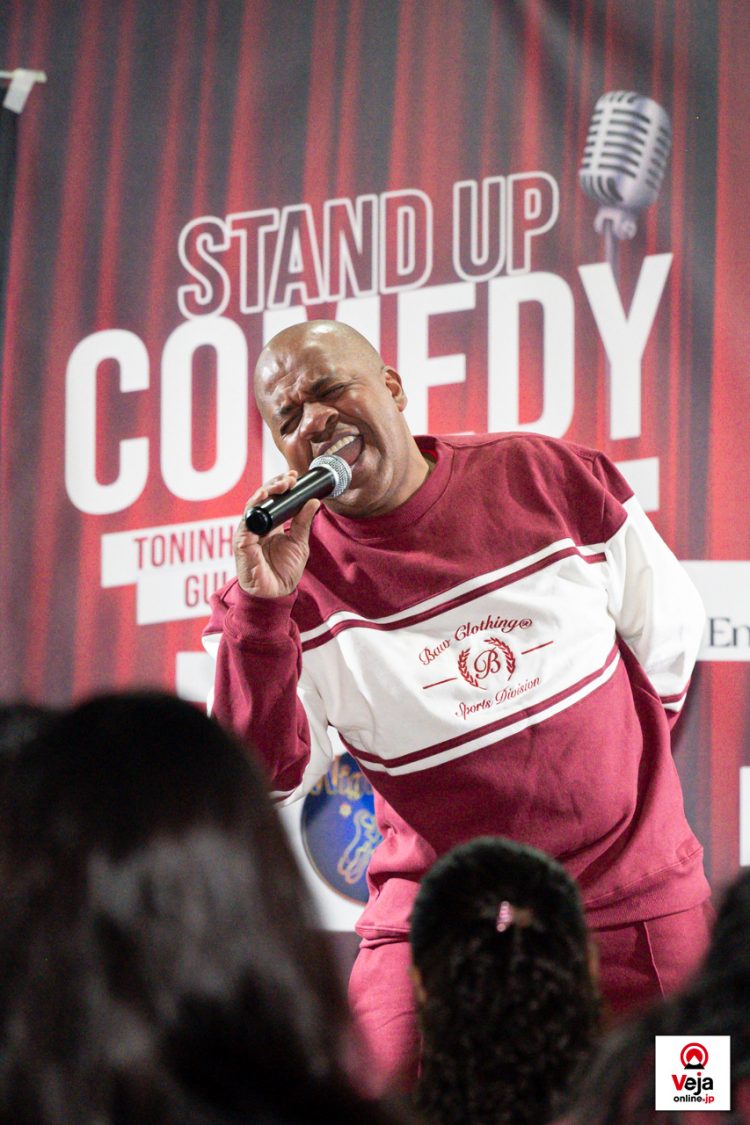 Show de Stand-Up em Komaki agita o inicio do feriado no Japão