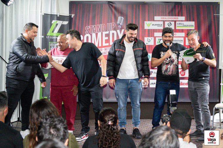 Show de Stand-Up em Komaki agita o inicio do feriado no Japão