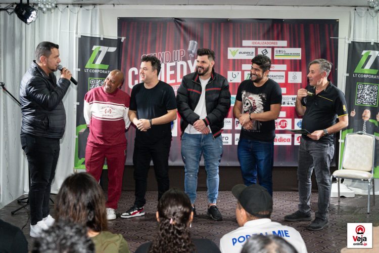 Show de Stand-Up em Komaki agita o inicio do feriado no Japão